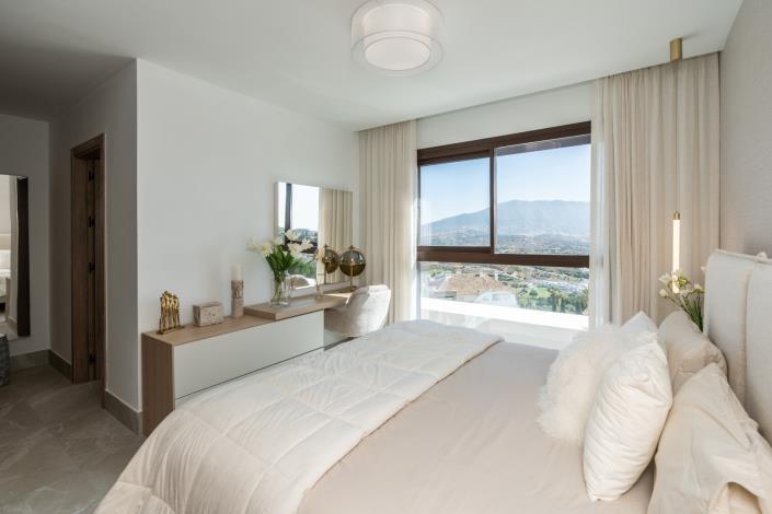 Image No.18-3 Bed Townhouse for sale