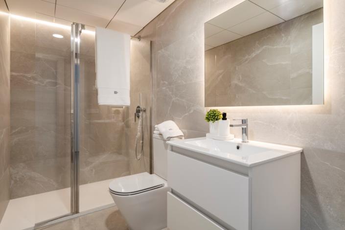 Image No.24-3 Bed Apartment for sale