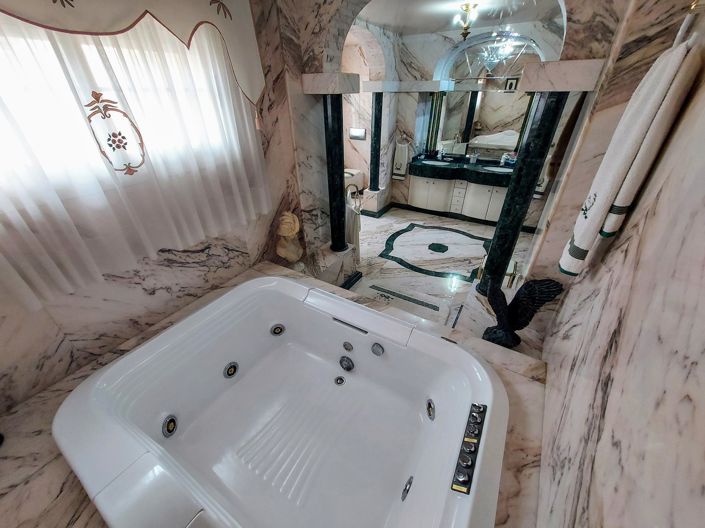 Image No.24-6 Bed Villa for sale