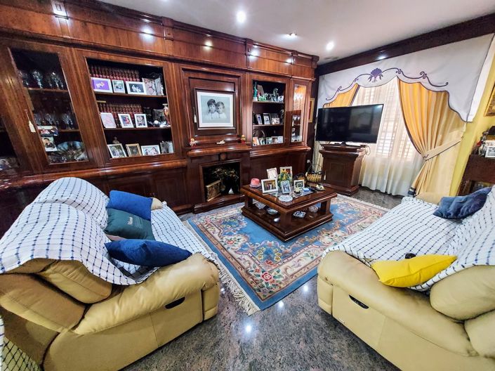 Image No.4-6 Bed Villa for sale