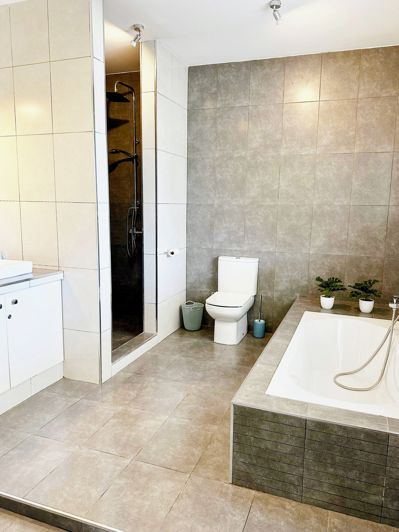 Image No.6-4 Bed Villa for sale