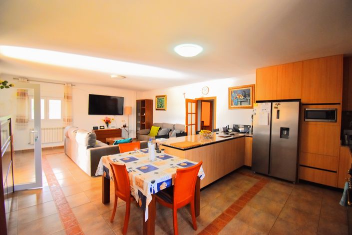 Image No.4-Villa de 4 chambres à vendre à Montroy