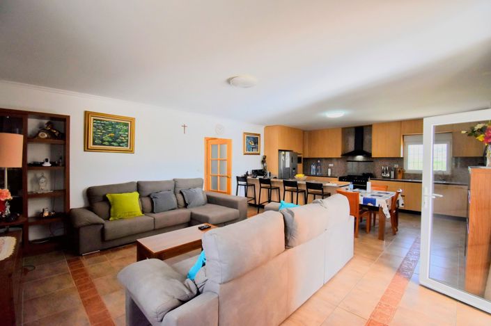 Image No.5-Villa de 4 chambres à vendre à Montroy