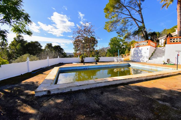 Image No.30-5 Bed Villa for sale