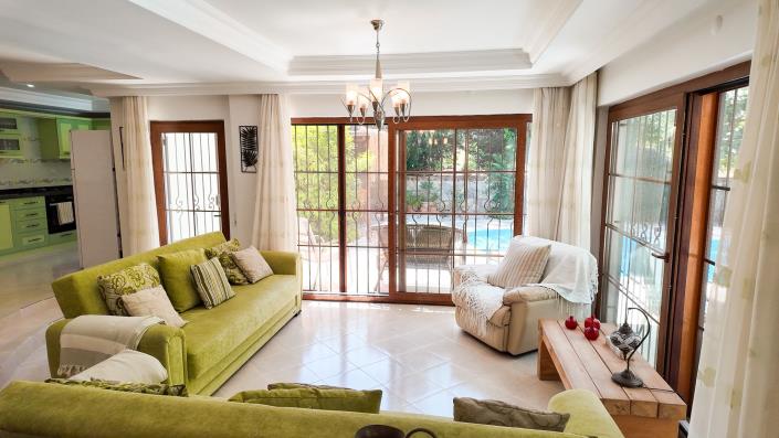 Image No.4-Villa de 3 chambres à vendre à Uzumlu