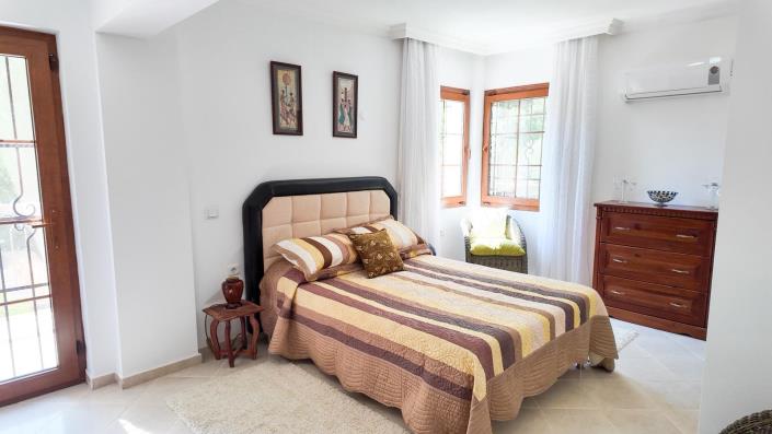 Image No.9-Villa de 3 chambres à vendre à Uzumlu