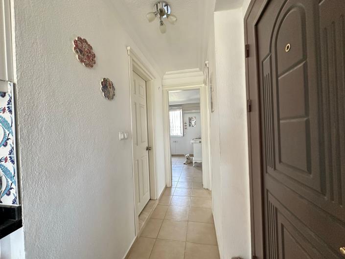 Image No.20-4 Bed Apartment for sale