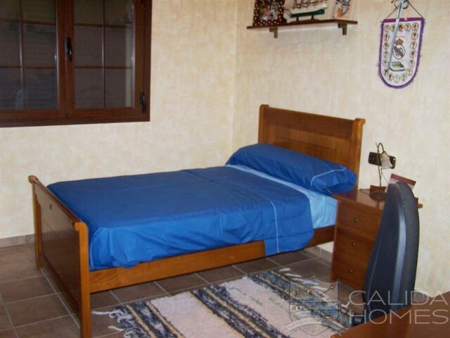 Image No.17-5 Bed Villa for sale