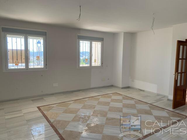 Image No.9-4 Bed Villa for sale