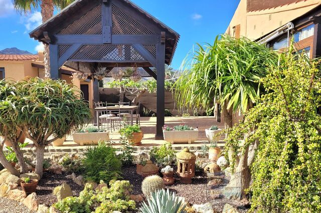 Image No.4-3 Bed Villa for sale