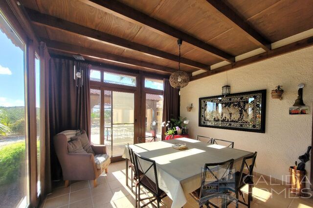 Image No.9-3 Bed Villa for sale