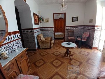 cortijo-meadow-terraced-country-house-for-sal