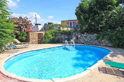 15poolandhouse-1655548257