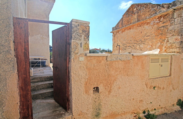 Image No.3-1 Bed Villa for sale