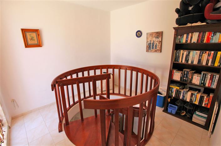 Image No.21-2 Bed Villa for sale