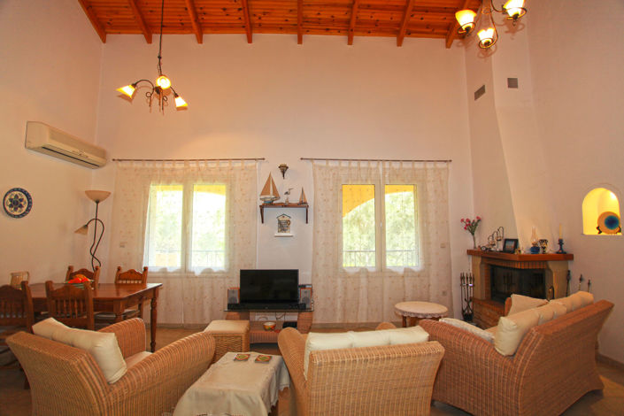 Image No.17-2 Bed Villa for sale