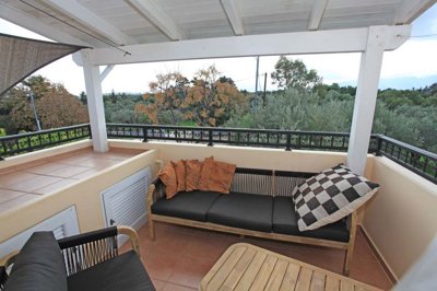 9balconyff-1737452084