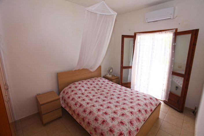 Image No.19-2 Bed Villa for sale