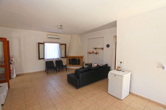 Image No.3-2 Bed Villa for sale