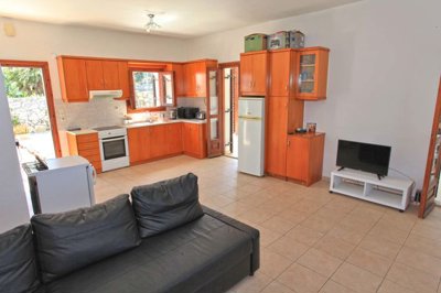 18livingarea3-1745590145