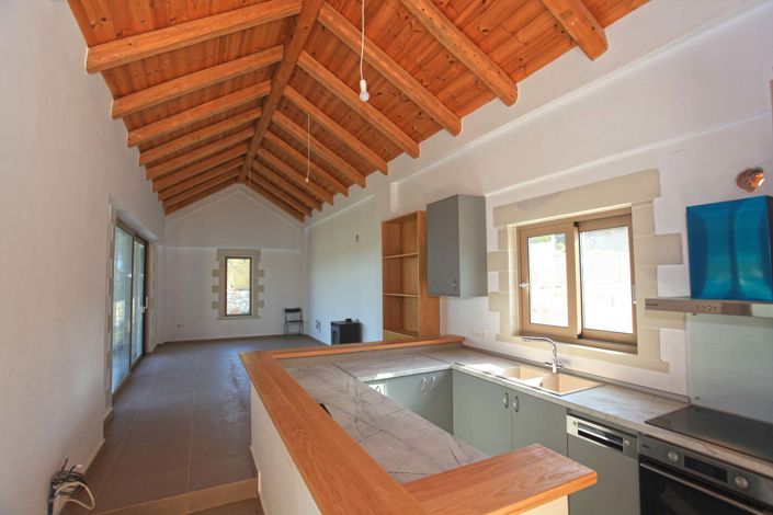 Image No.12-2 Bed Villa for sale