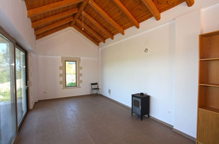 Image No.6-2 Bed Villa for sale