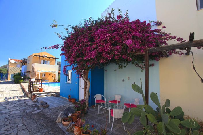 Image No.9-2 Bed Villa for sale