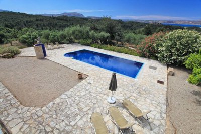 9poolandview2-1748944154