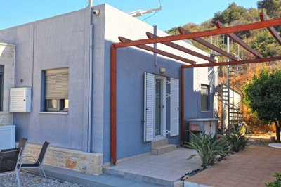 5houseside2-1752223254