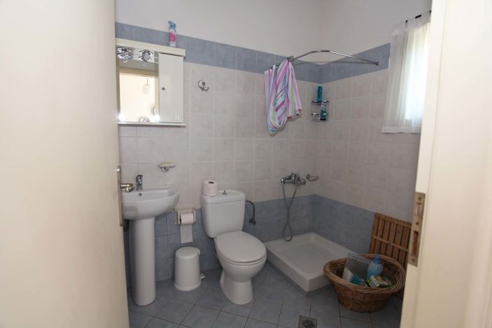 Image No.16-2 Bed Villa for sale