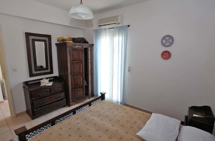 Image No.18-2 Bed Villa for sale