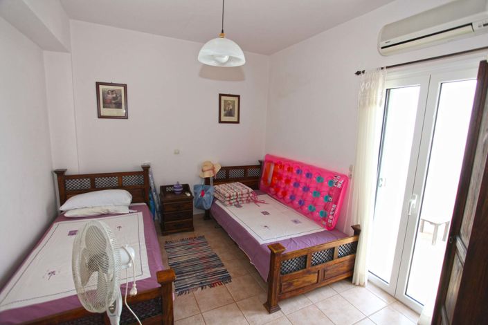 Image No.20-2 Bed Villa for sale