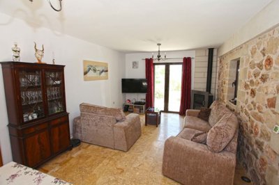 23house1lounge2-1755079977