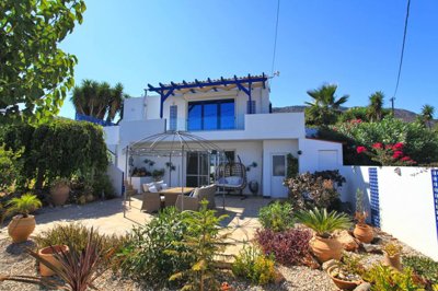 3houseandgarden-1755593447