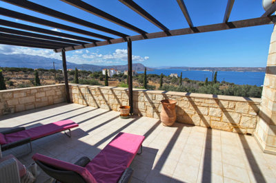 35bedroom1and2fbalcony-1760696413