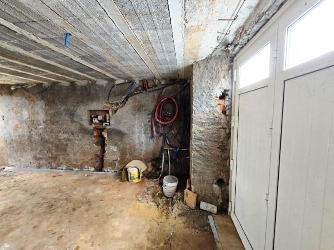 Image No.24-House for sale