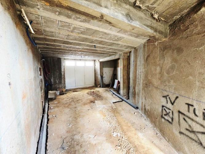 Image No.25-House for sale