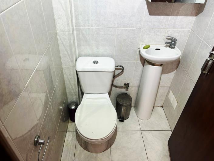 Image No.10-2 Bed Townhouse for sale