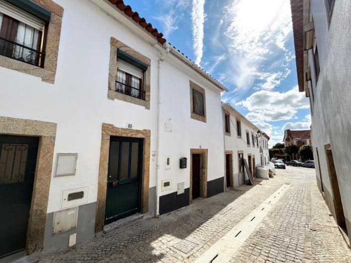 Image No.31-2 Bed Townhouse for sale