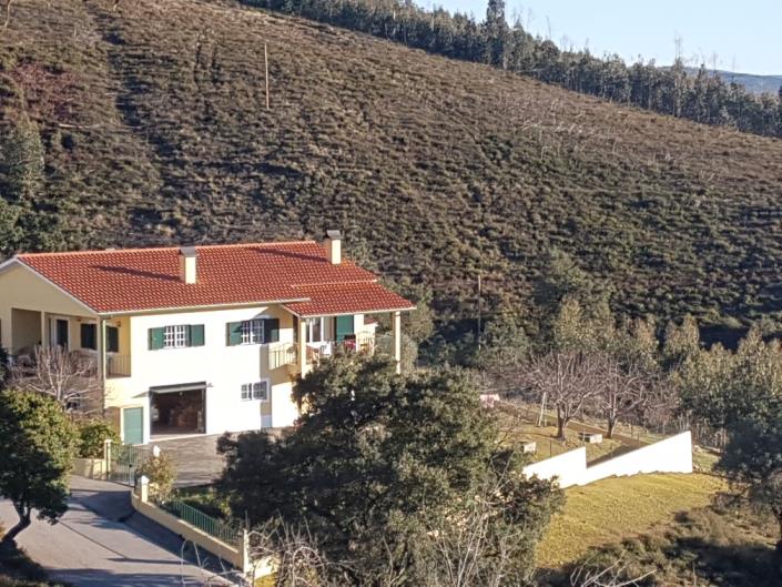 Image No.3-3 Bed Country Property for sale