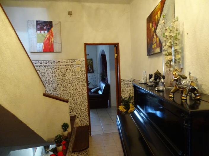 Image No.10-5 Bed Townhouse for sale