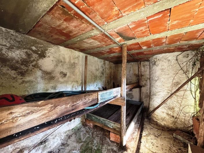 Image No.24-3 Bed Village House for sale