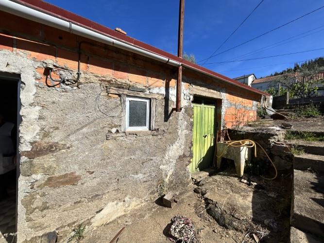 Image No.4-2 Bed Village House for sale