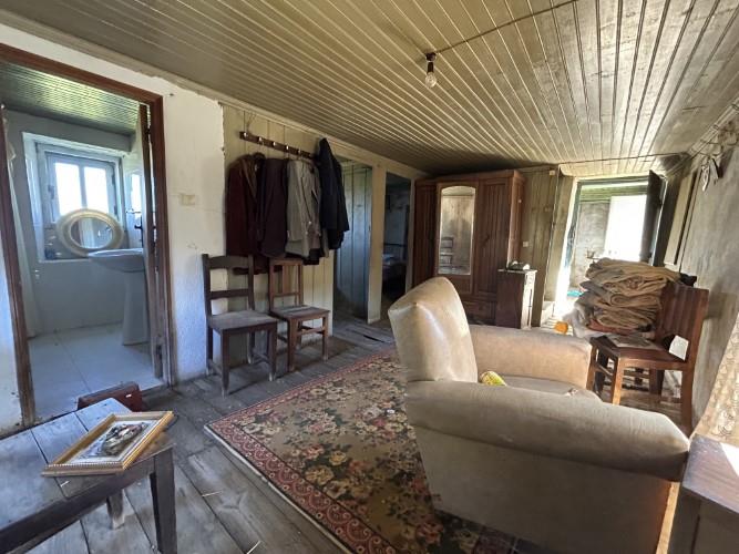 Image No.6-2 Bed Village House for sale