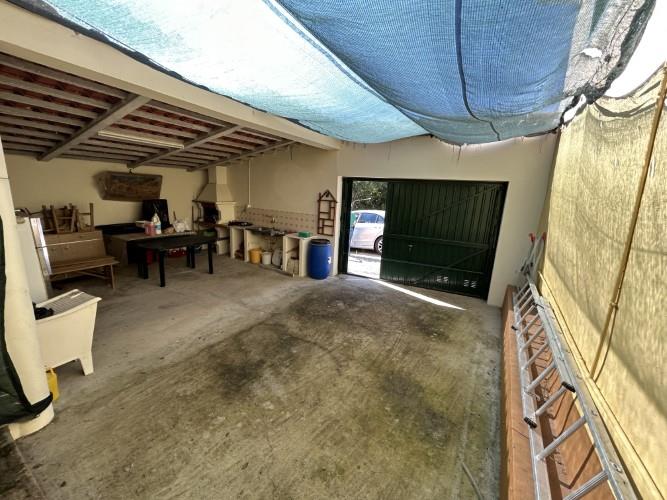 Image No.6-4 Bed House for sale