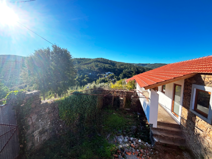 Image No.6-Maison de village à vendre à Góis