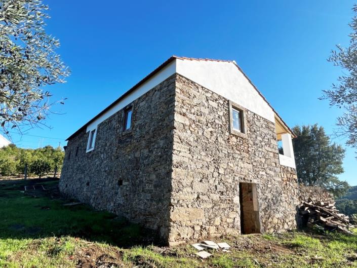 Image No.22-Maison de village à vendre à Góis