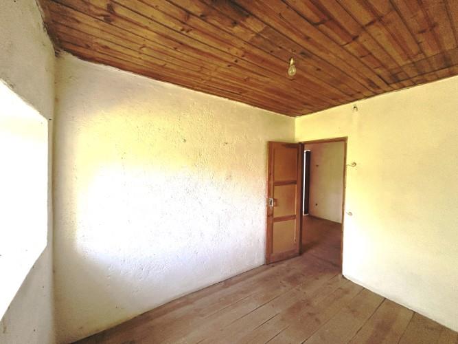 Image No.11-4 Bed Country House for sale