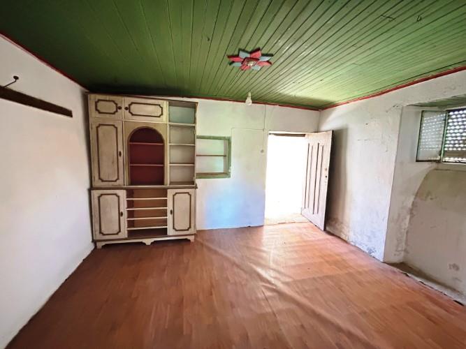 Image No.14-4 Bed Country House for sale