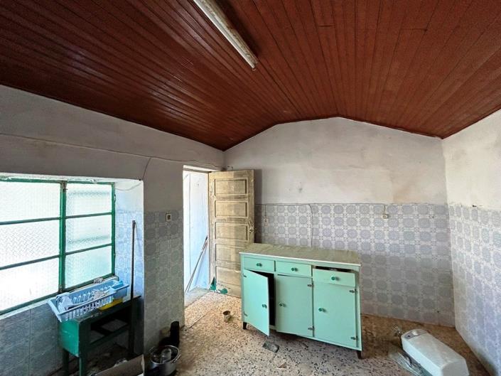 Image No.14-4 Bed Country House for sale